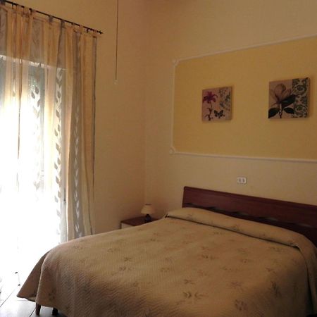וירג'יו Hotel Ondina מראה חיצוני תמונה