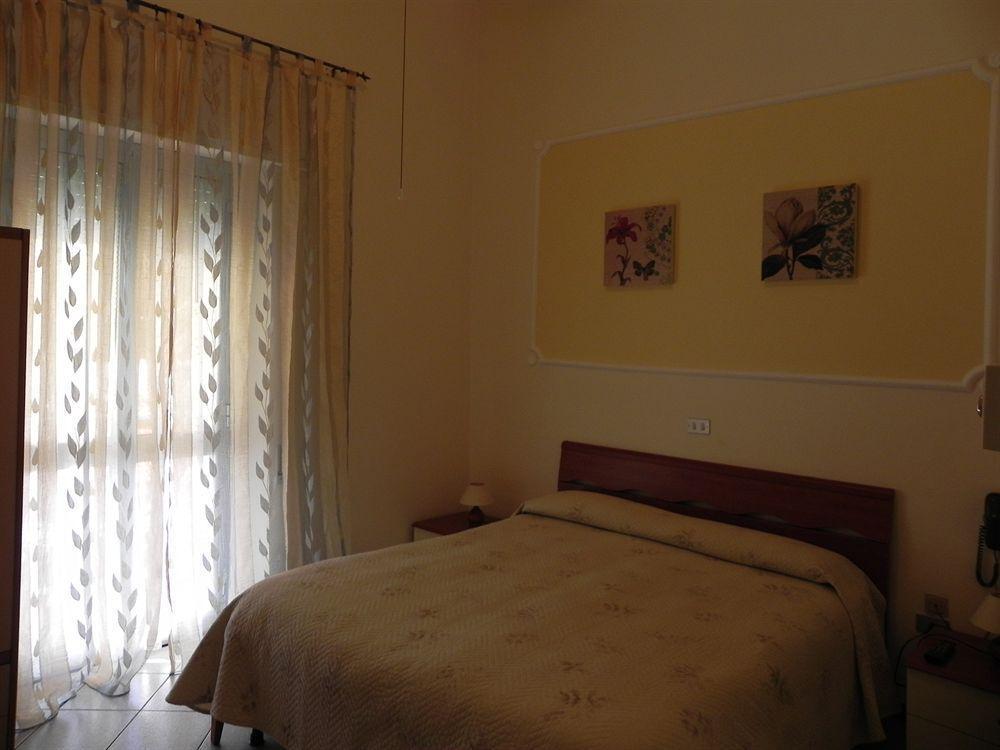 וירג'יו Hotel Ondina מראה חיצוני תמונה