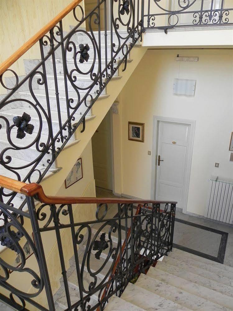 וירג'יו Hotel Ondina מראה חיצוני תמונה